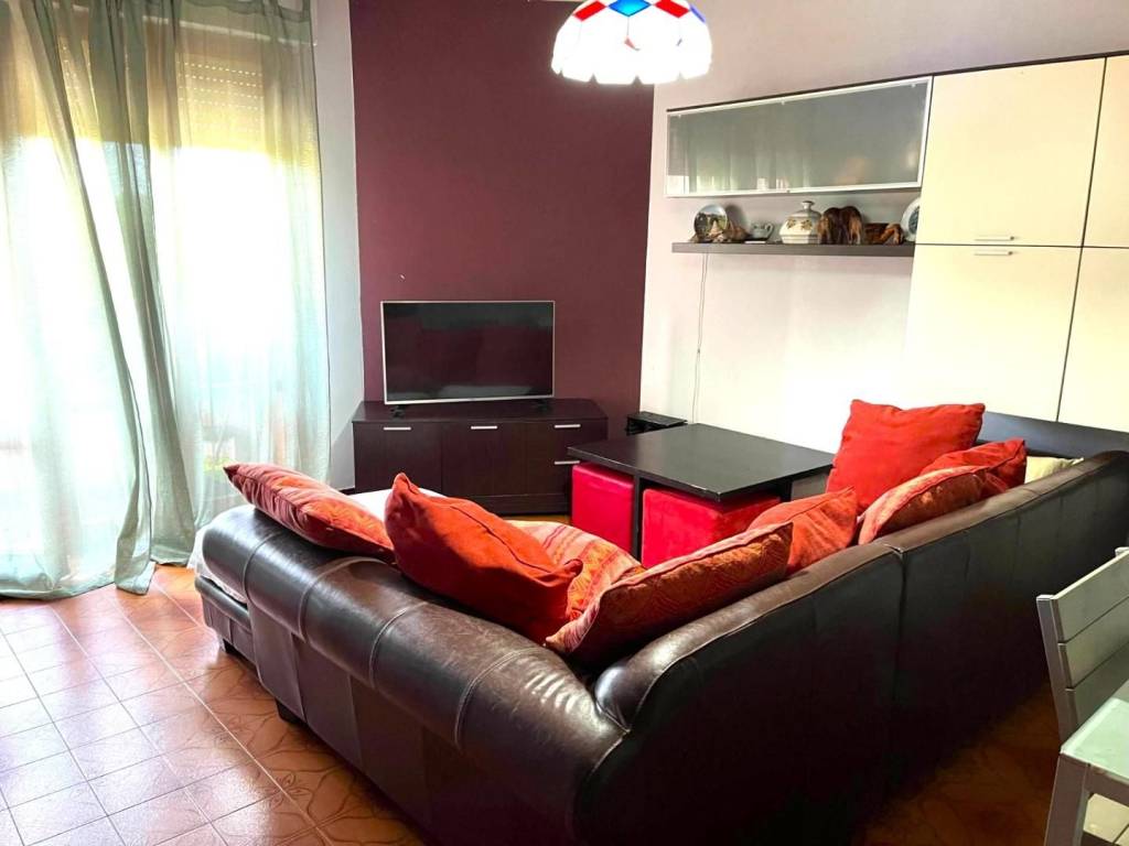 appartamento in vendita a Massa in zona Centro Storico