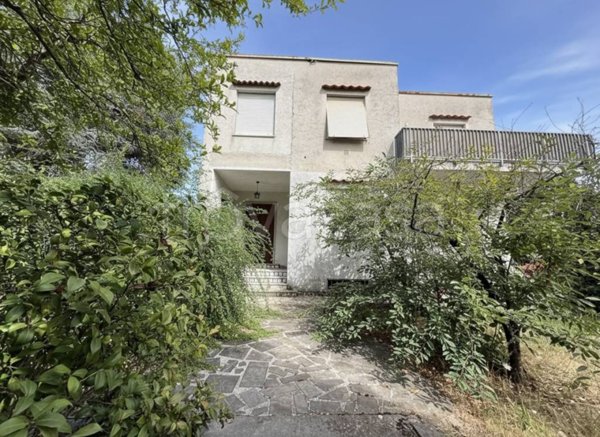appartamento in vendita a Massa in zona Quercioli