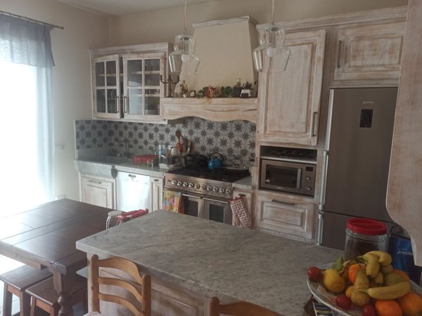 casa indipendente in vendita a Massa in zona Bargana
