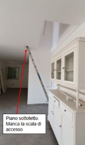 appartamento in vendita a Massa in zona Marina di Massa