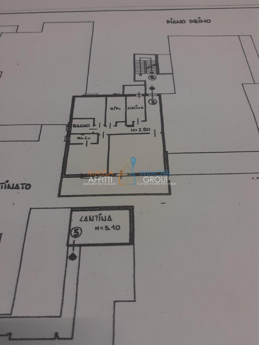 appartamento in vendita a Massa in zona Centro Storico