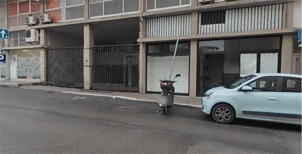 locale di sgombero in vendita a Massa in zona Centro Storico