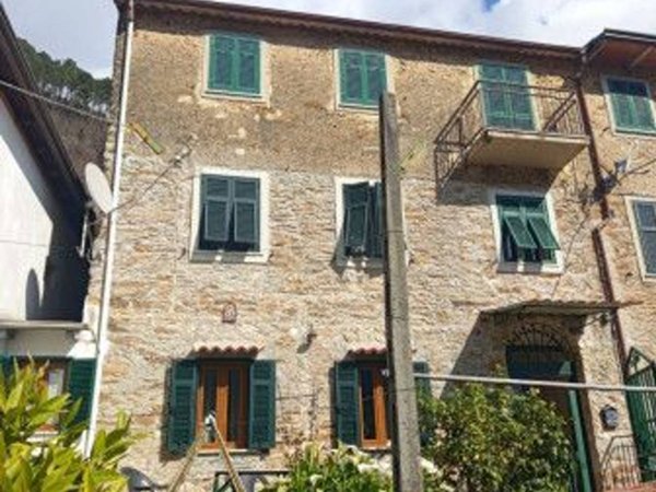 casale in vendita a Massa in zona Casette