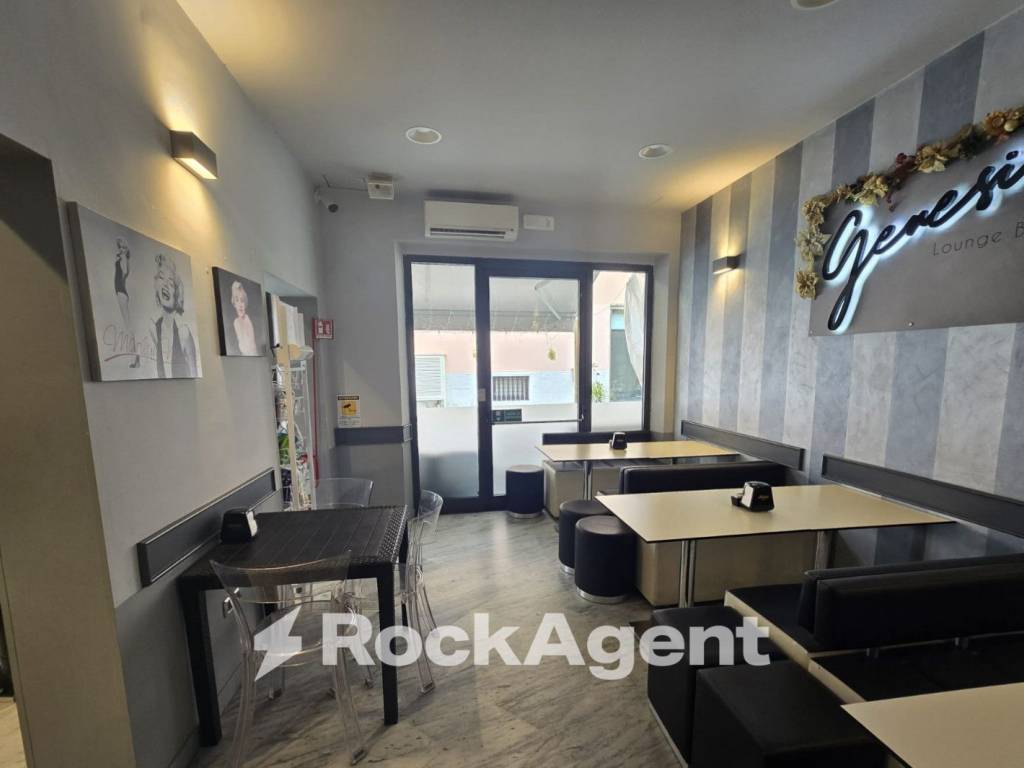 negozio in vendita a Massa