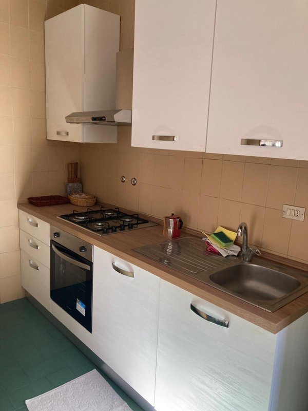 appartamento in vendita a Massa in zona Marina dei Ronchi