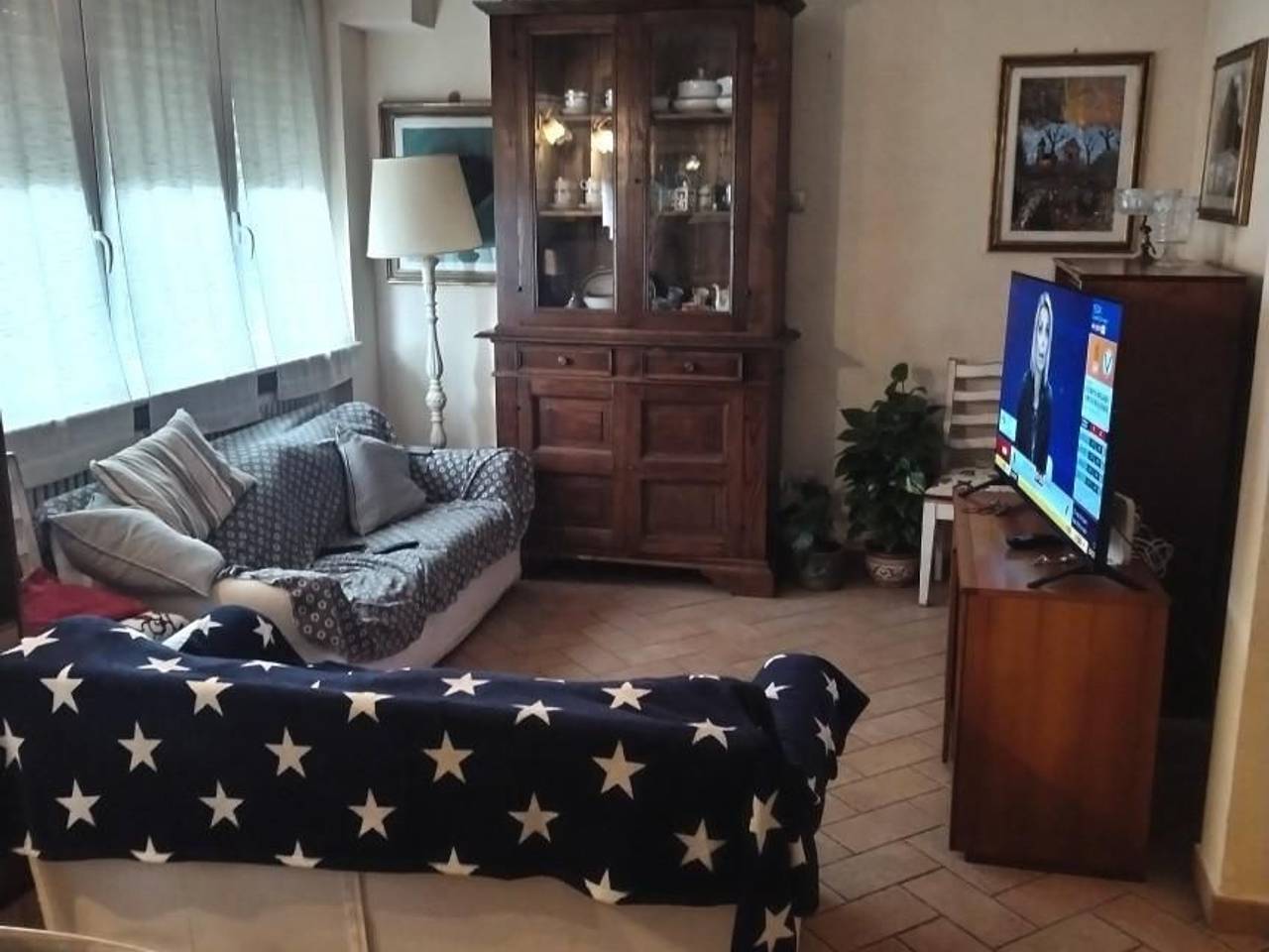 appartamento in vendita a Massa in zona Marina di Massa