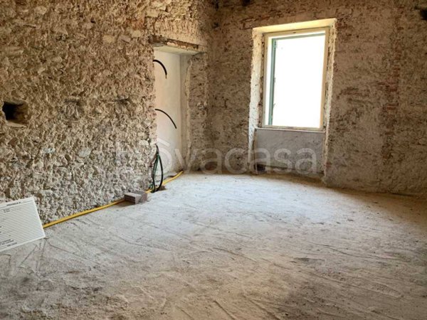 appartamento in vendita a Massa in zona Centro Storico