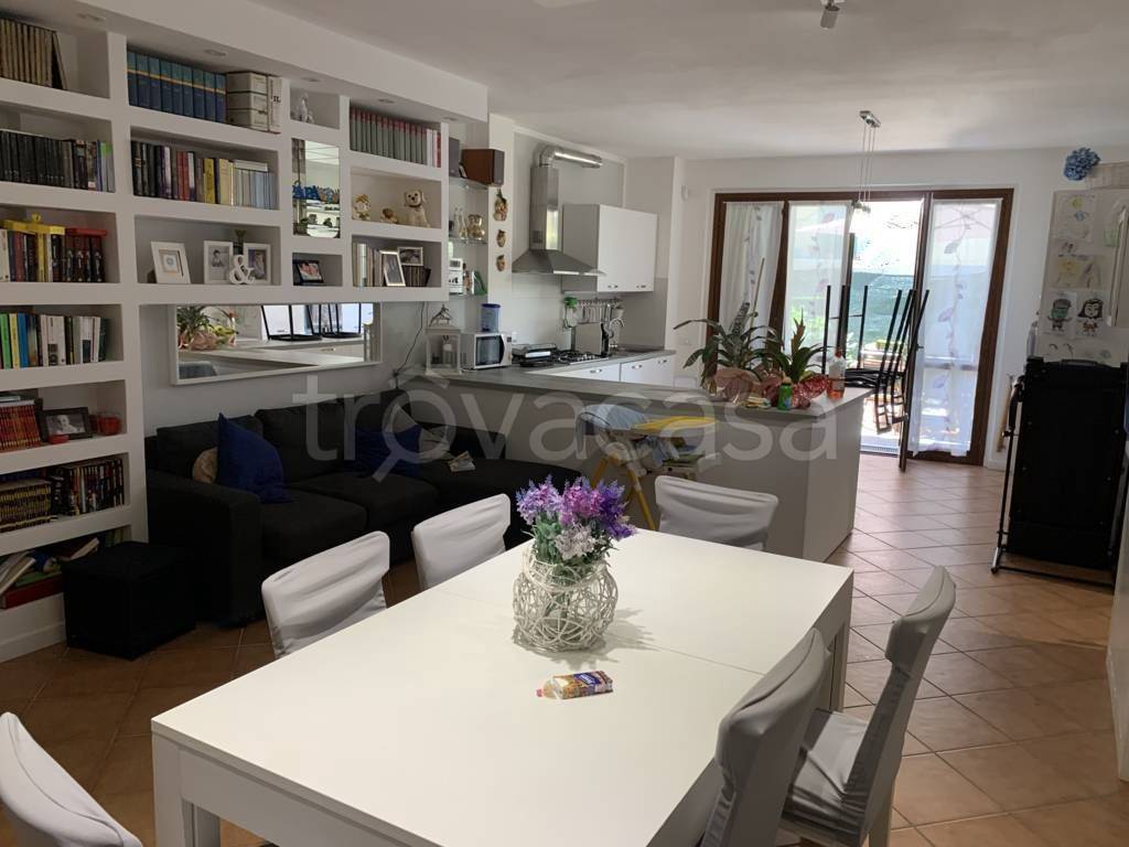 appartamento in vendita a Massa