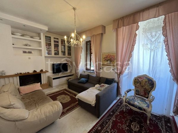 appartamento in vendita a Massa in zona Centro Storico