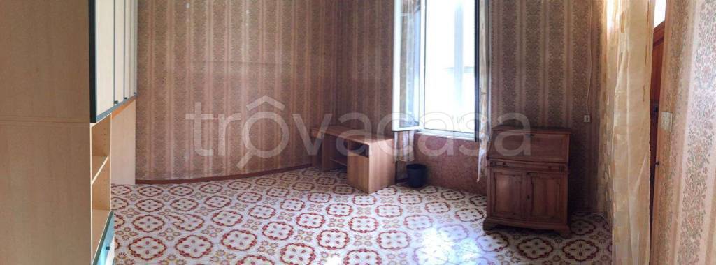 casa indipendente in vendita a Massa in zona Centro Storico