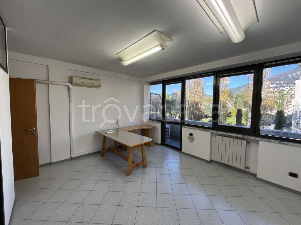 appartamento in vendita a Massa in zona Centro Storico