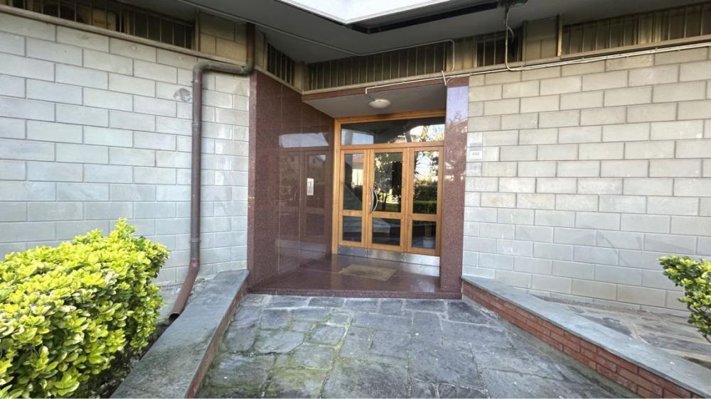 appartamento in vendita a Massa in zona Marina di Massa