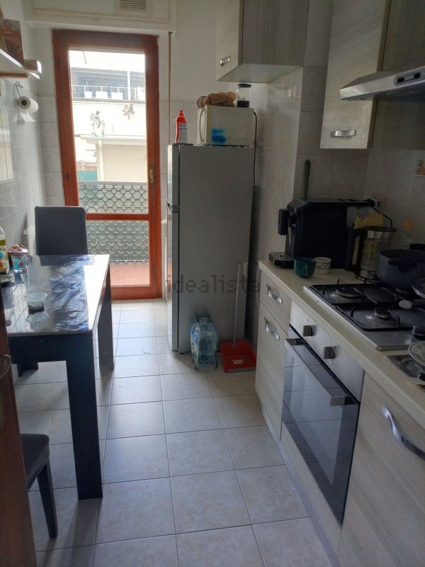 appartamento in vendita a Massa in zona Marina dei Ronchi