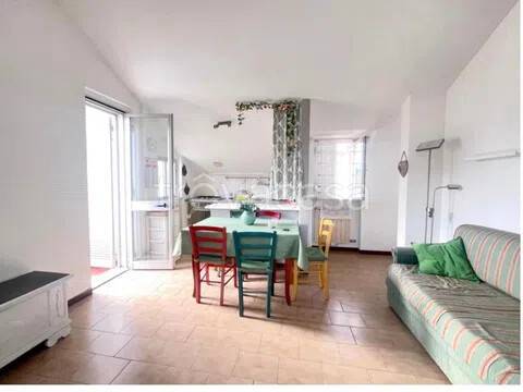 appartamento in vendita a Massa in zona Marina di Massa