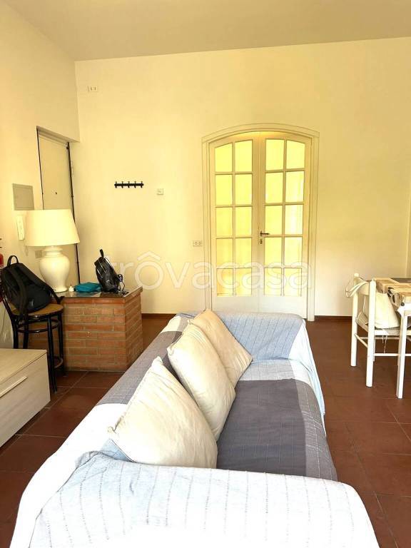 appartamento in vendita a Massa in zona Marina di Massa