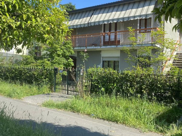 appartamento in vendita a Massa in zona Romagnano