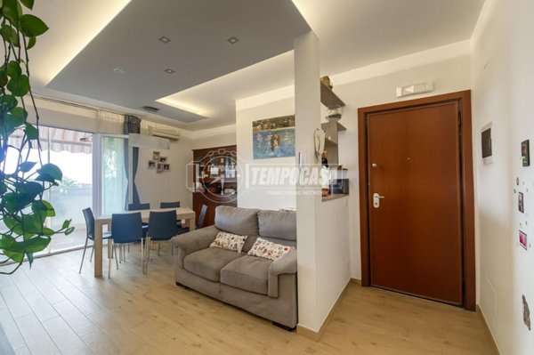 appartamento in vendita a Massa in zona Romagnano