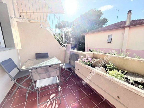 appartamento in vendita a Massa in zona Marina dei Ronchi