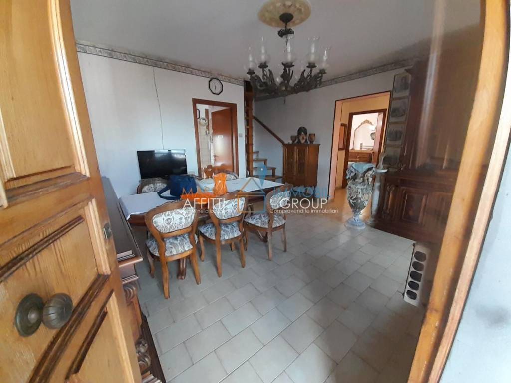 appartamento in vendita a Massa in zona Marina di Massa