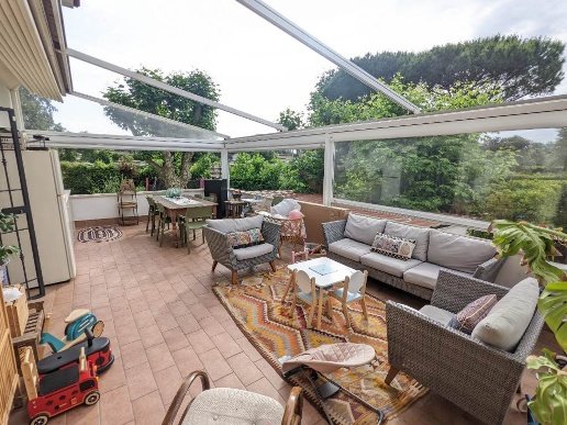 casa indipendente in vendita a Massa in zona Marina dei Ronchi