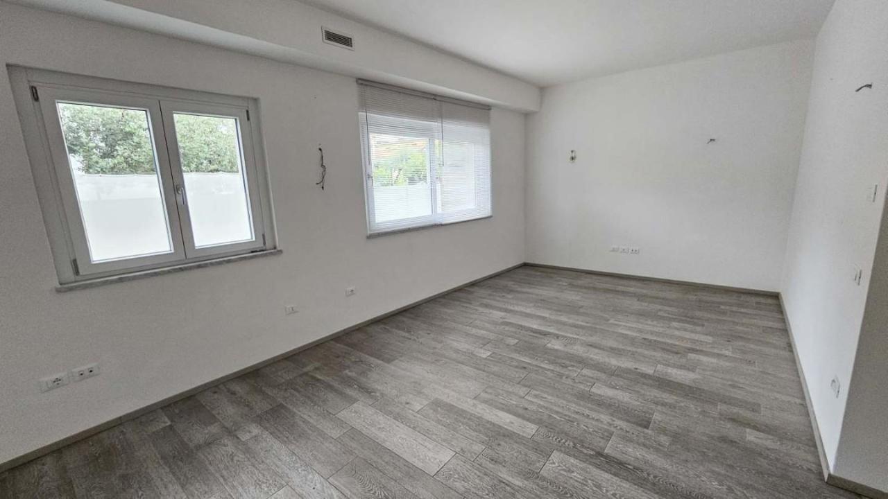 appartamento in vendita a Massa in zona Centro Storico