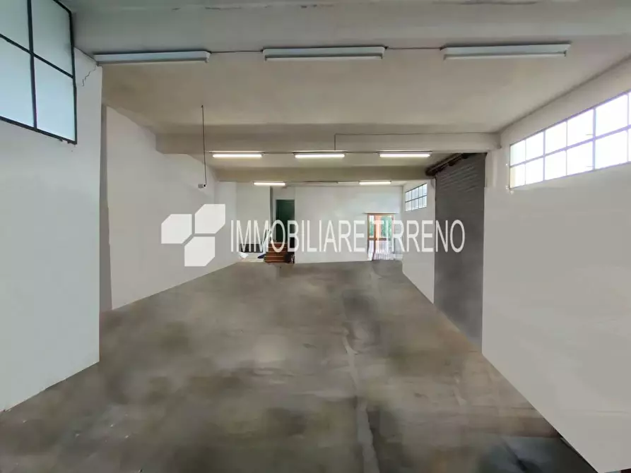 appartamento in vendita a Massa in zona Marina di Massa