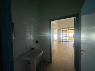 ufficio in vendita a Massa in zona Marina dei Ronchi