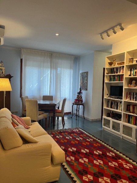 appartamento in vendita a Massa in zona Poveromo