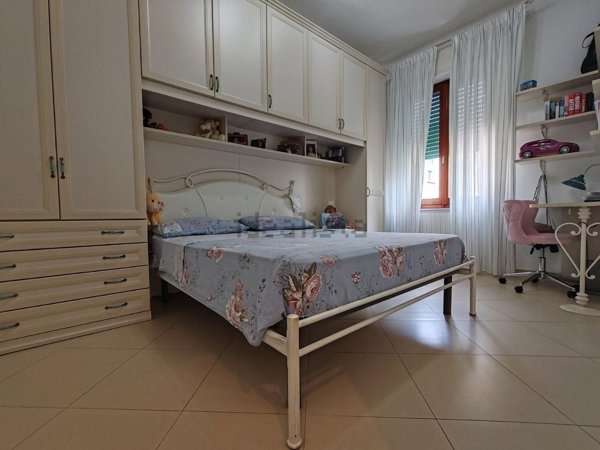 appartamento in vendita a Massa in zona Centro Storico