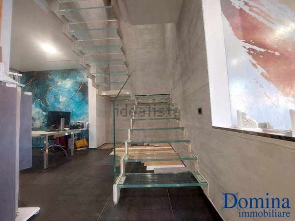 negozio in vendita a Massa