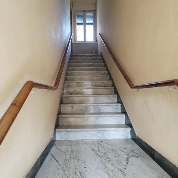 casa semindipendente in vendita a Massa