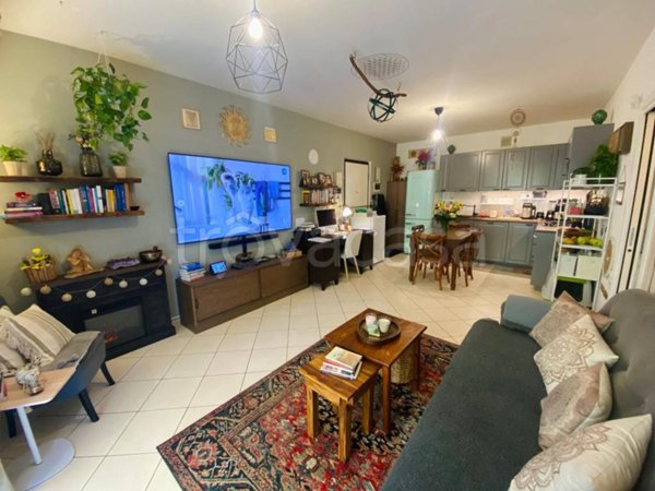 appartamento in vendita a Massa in zona Centro Storico