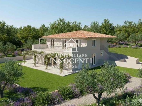 casa indipendente in vendita a Massa in zona Quercioli