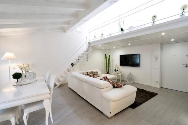 appartamento in vendita a Massa in zona Centro Storico