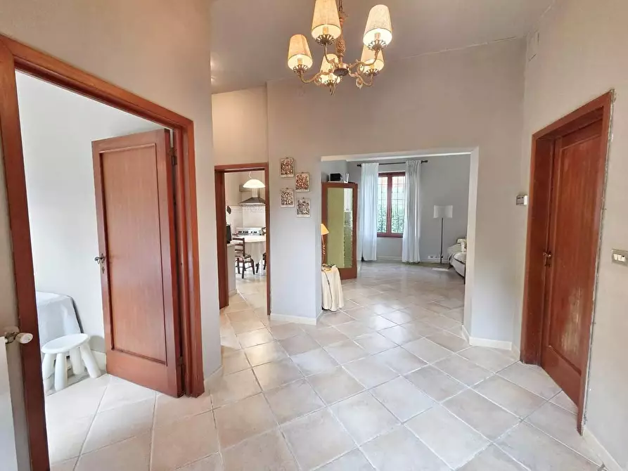 casa indipendente in vendita a Massa in zona Poveromo