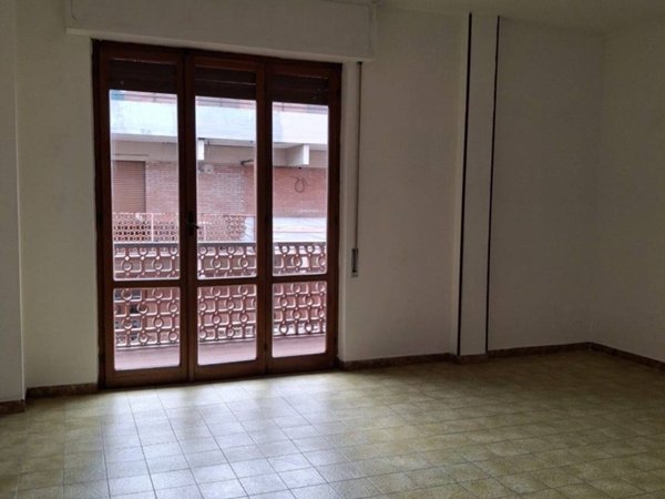 appartamento in vendita a Massa in zona Marina di Massa