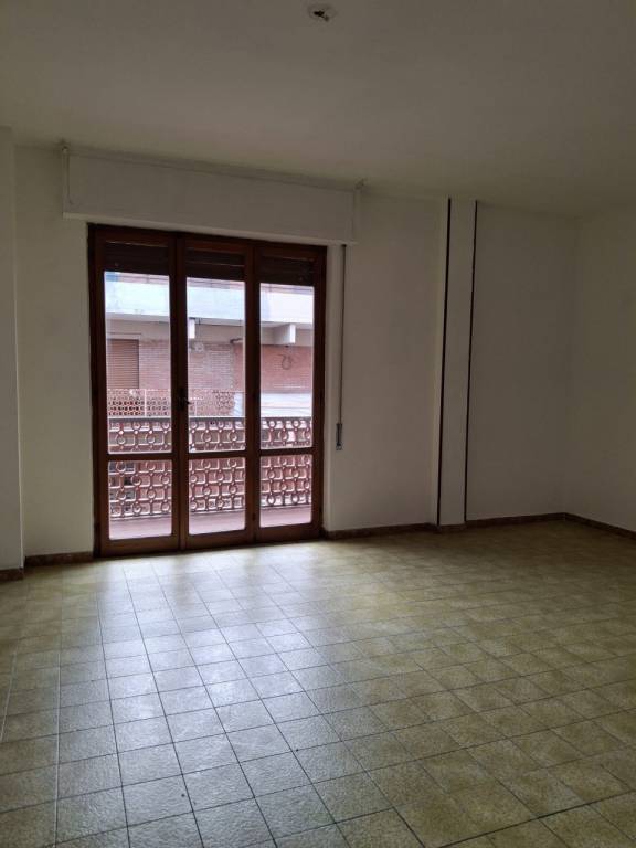 appartamento in vendita a Massa in zona Marina di Massa