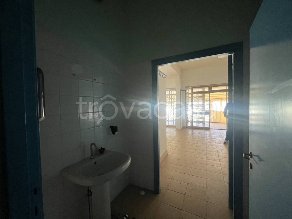 appartamento in vendita a Massa in zona Marina di Massa