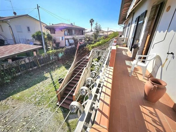 appartamento in vendita a Massa