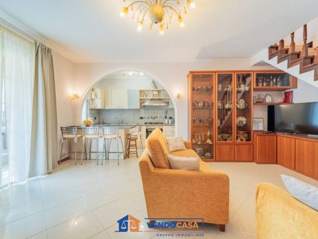 appartamento in vendita a Massa in zona Centro Storico