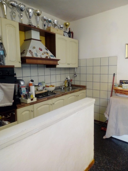 appartamento in vendita a Massa in zona Centro Storico