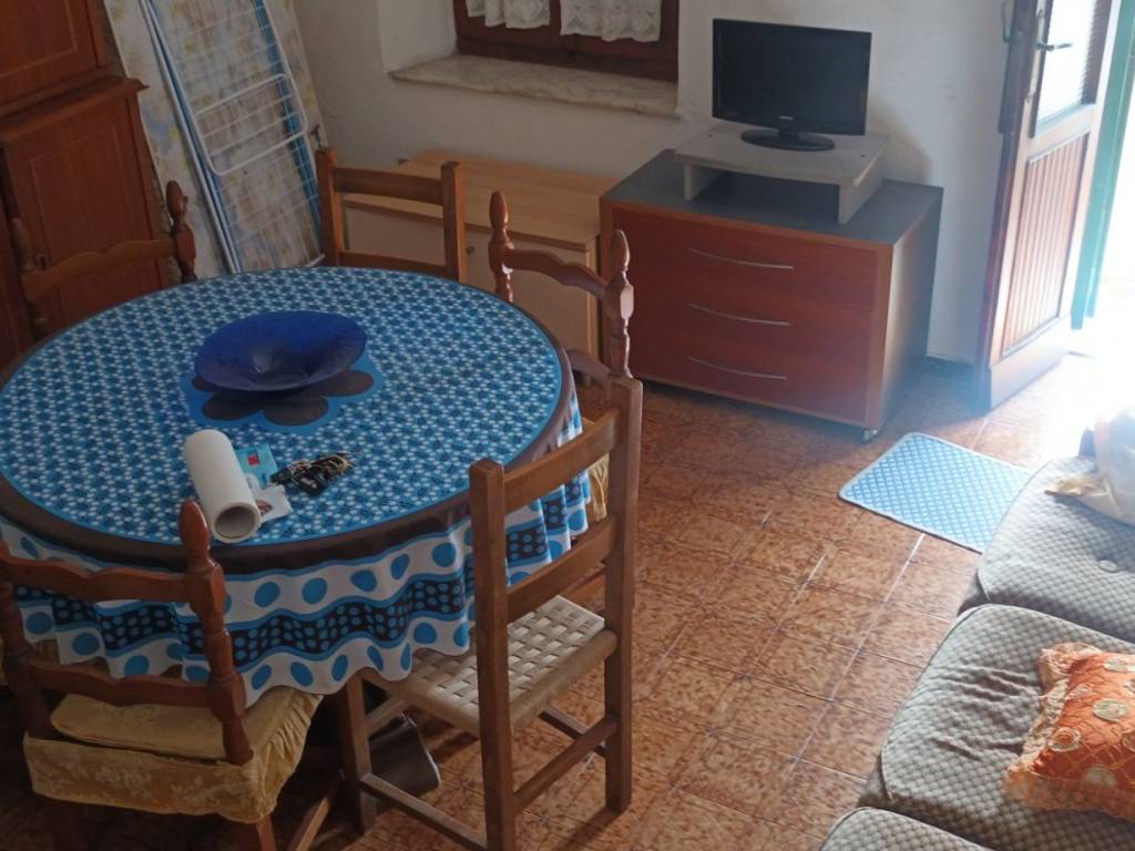 casa indipendente in vendita a Massa in zona Castagnola