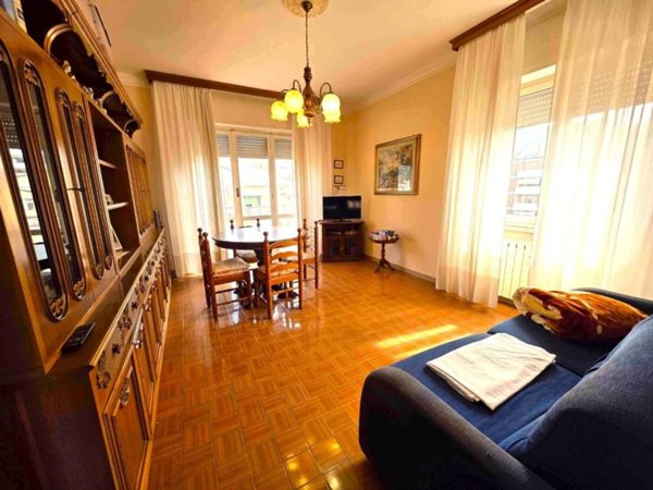 appartamento in vendita a Massa in zona Centro Storico