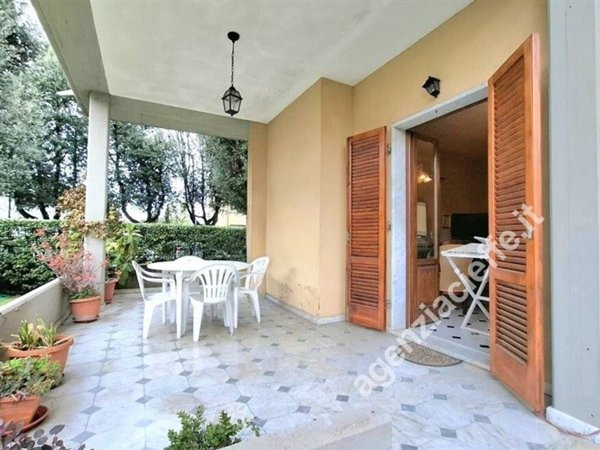 casa indipendente in vendita a Massa in zona Centro Storico