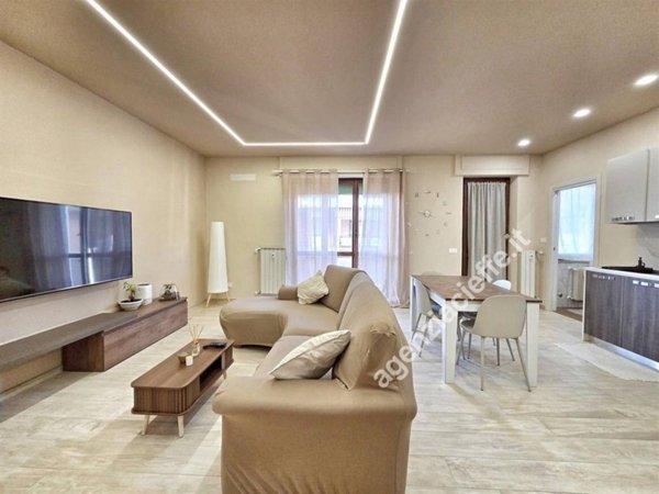 appartamento in vendita a Massa in zona Centro Storico