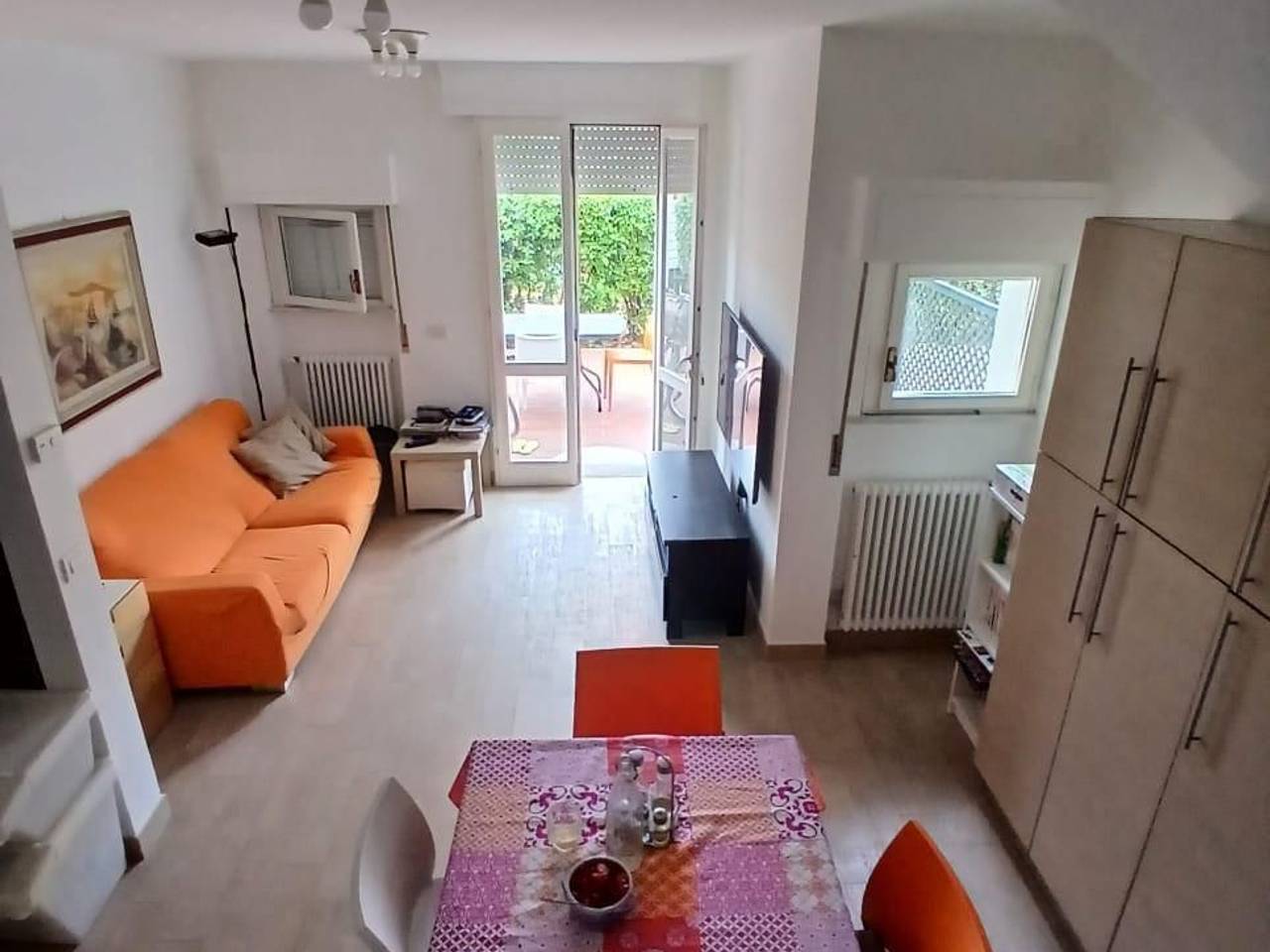 casa indipendente in vendita a Massa in zona Marina dei Ronchi