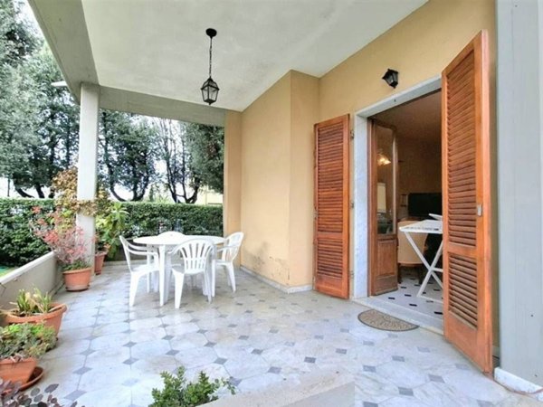 appartamento in vendita a Massa in zona Centro Storico