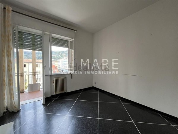 appartamento in vendita a Massa in zona Centro Storico