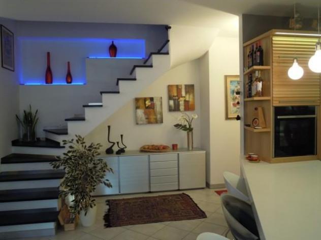 appartamento in vendita a Massa in zona Marina di Massa