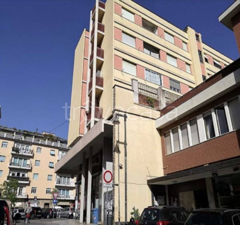 ufficio in vendita a Massa in zona Centro Storico